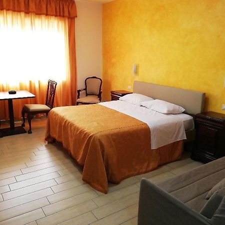 Ristorante La Vela Hotel Боскореале Екстериор снимка