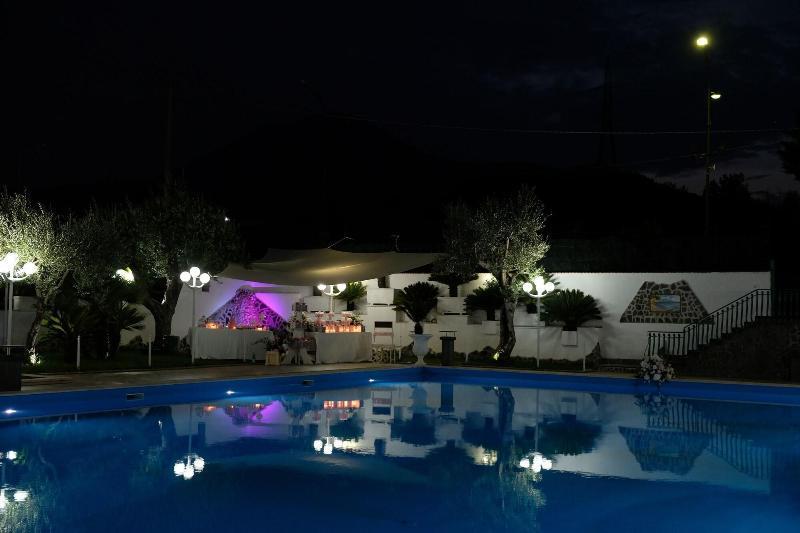 Ristorante La Vela Hotel Боскореале Екстериор снимка